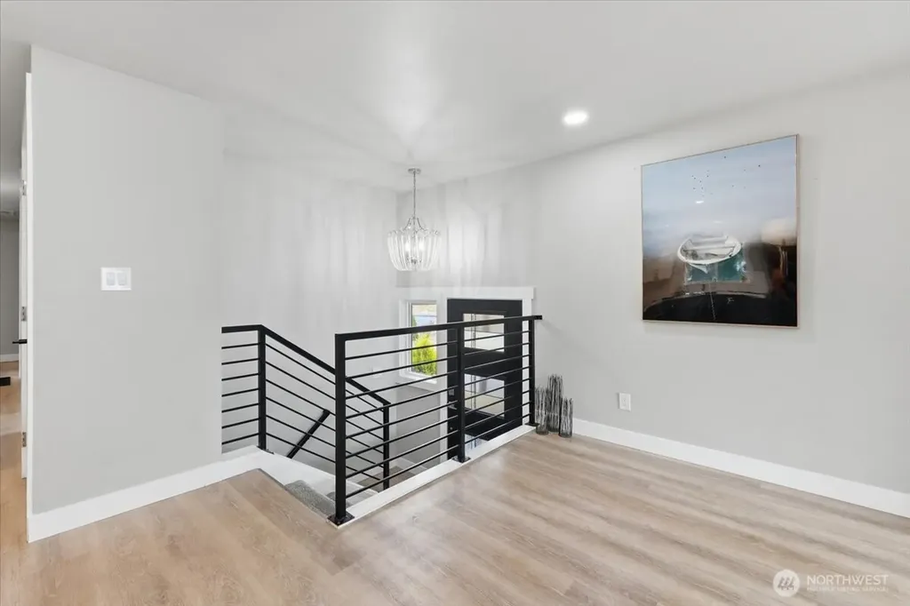 1724 N Narrows Drive Tacoma WA 98406