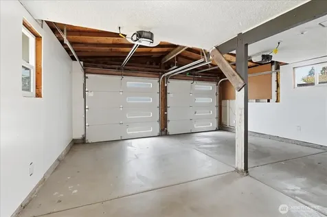 1724 N Narrows Drive Tacoma WA 98406