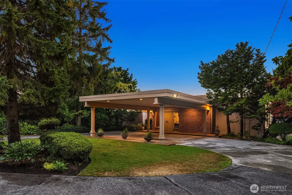 17825 Normandy Terrace SW Normandy Park WA 98166