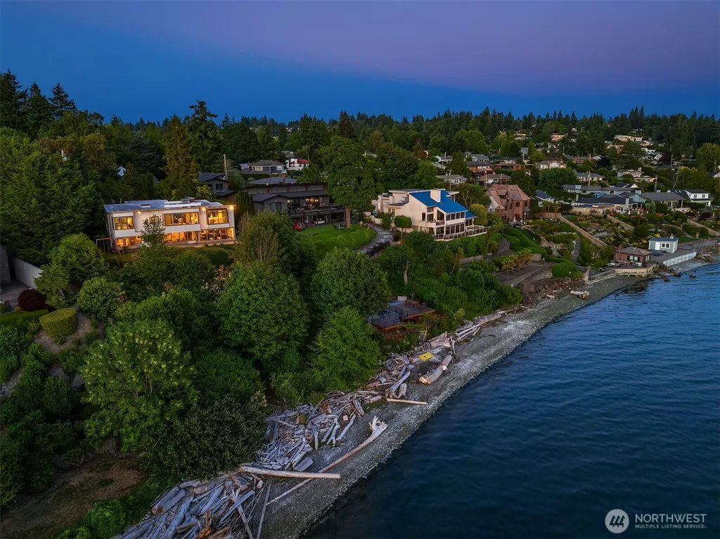 17825 Normandy Terrace SW Normandy Park WA 98166