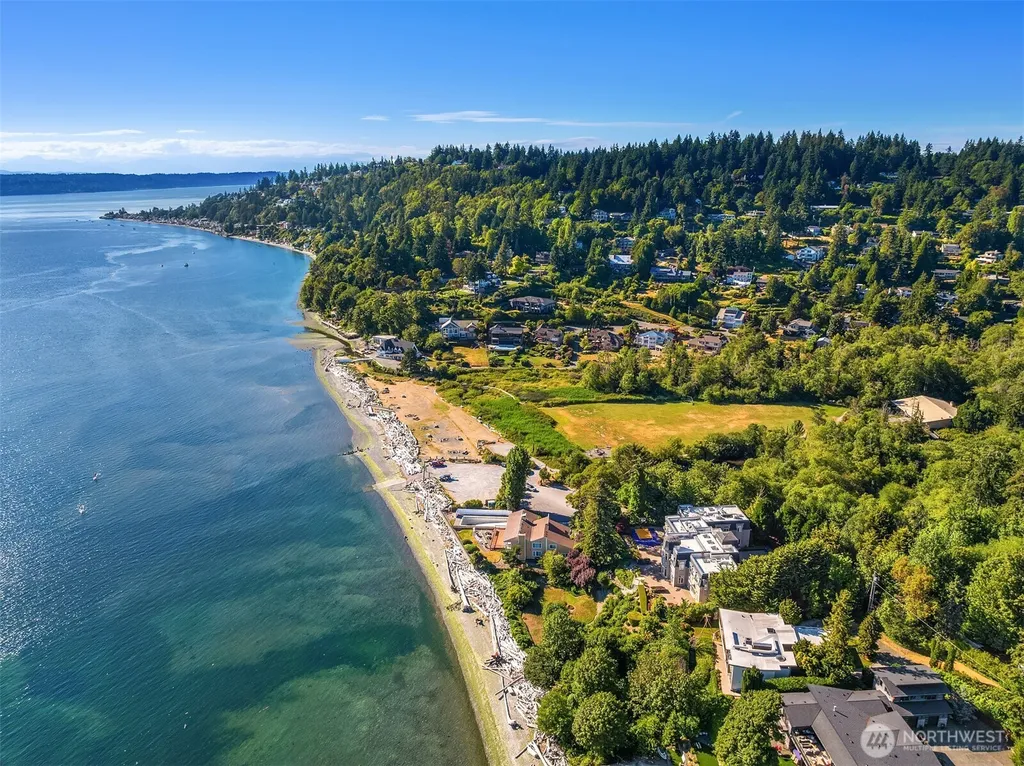 17825 Normandy Terrace SW Normandy Park WA 98166