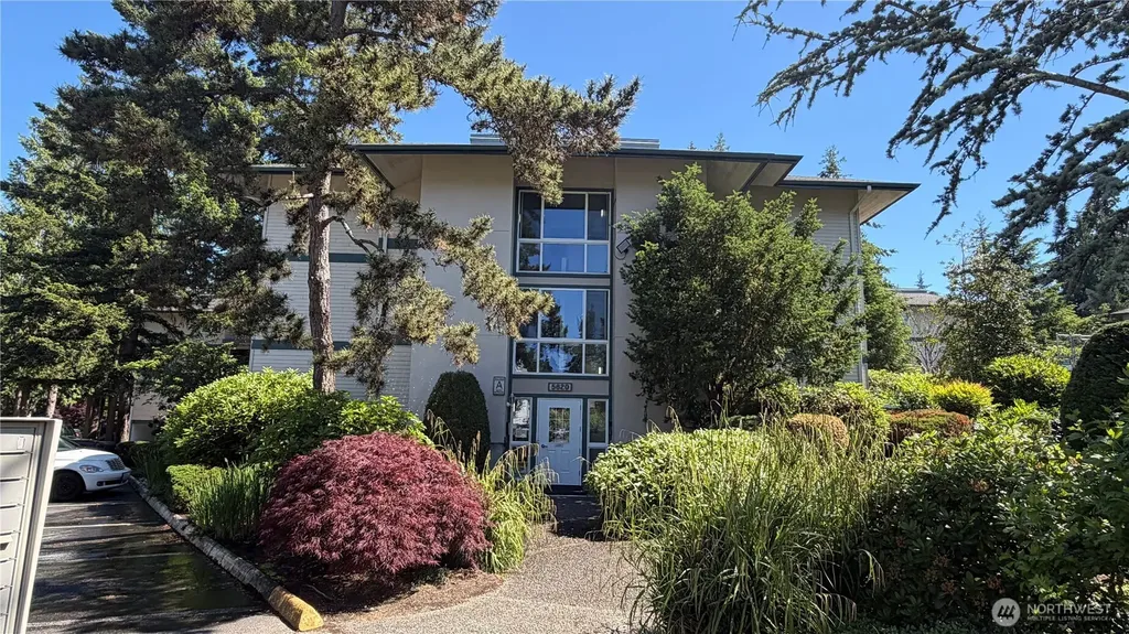 5620 200th Street SW Lynnwood WA 98036