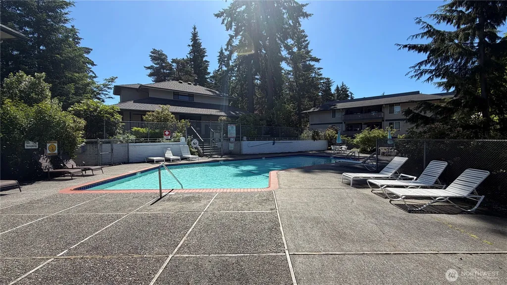 5620 200th Street SW Lynnwood WA 98036