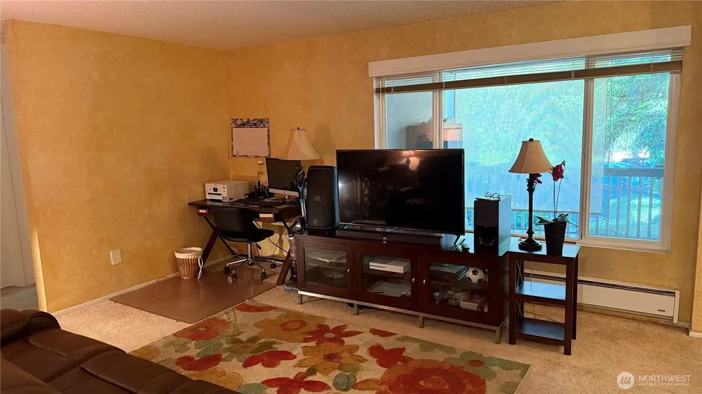 5620 200th Street SW Lynnwood WA 98036