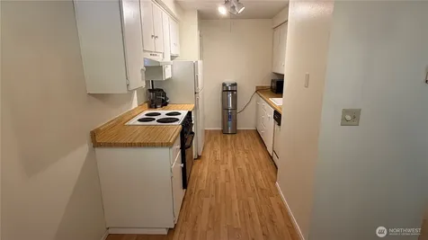 5620 200th Street SW Lynnwood WA 98036