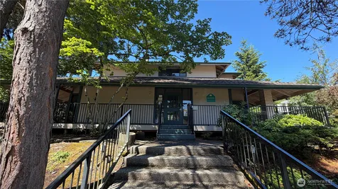 5620 200th Street SW Lynnwood WA 98036