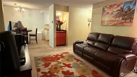 5620 200th Street SW Lynnwood WA 98036