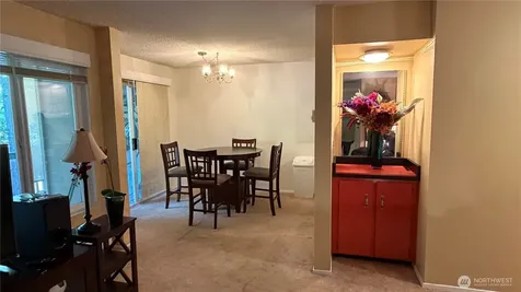 5620 200th Street SW Lynnwood WA 98036