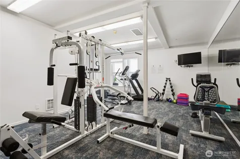 10045 NE 1st Street Bellevue WA 98004