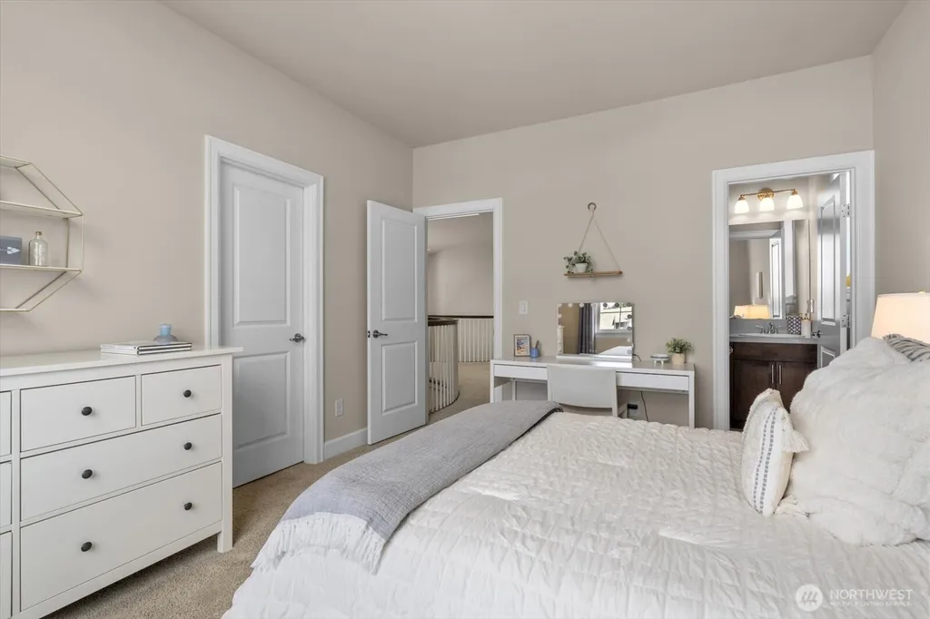 21355 NE 2nd Court Sammamish WA 98074