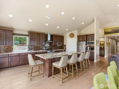 34951 Sharptail Lane Davenport WA 99122