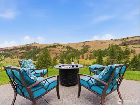 34951 Sharptail Lane Davenport WA 99122