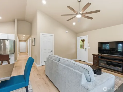 34951 Sharptail Lane Davenport WA 99122