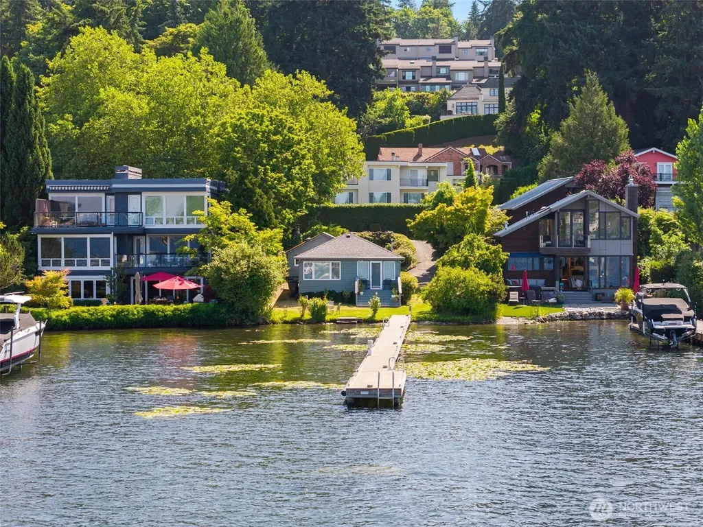 4545 Lake Washington Blvd NE Kirkland WA 98033