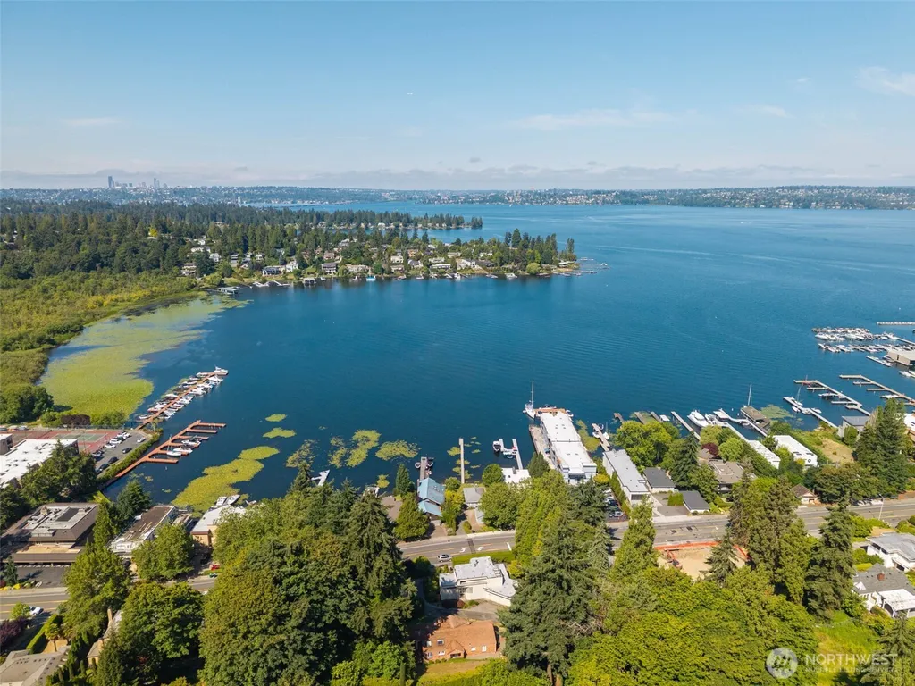4545 Lake Washington Blvd NE Kirkland WA 98033