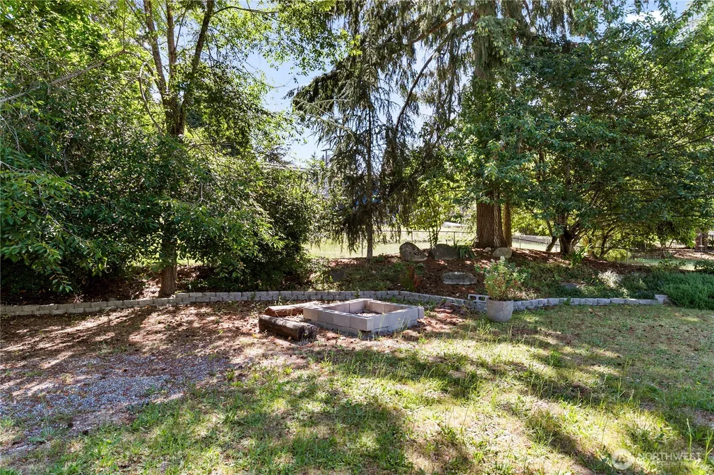 9880 Fredrickson Road NW Bremerton WA 98311