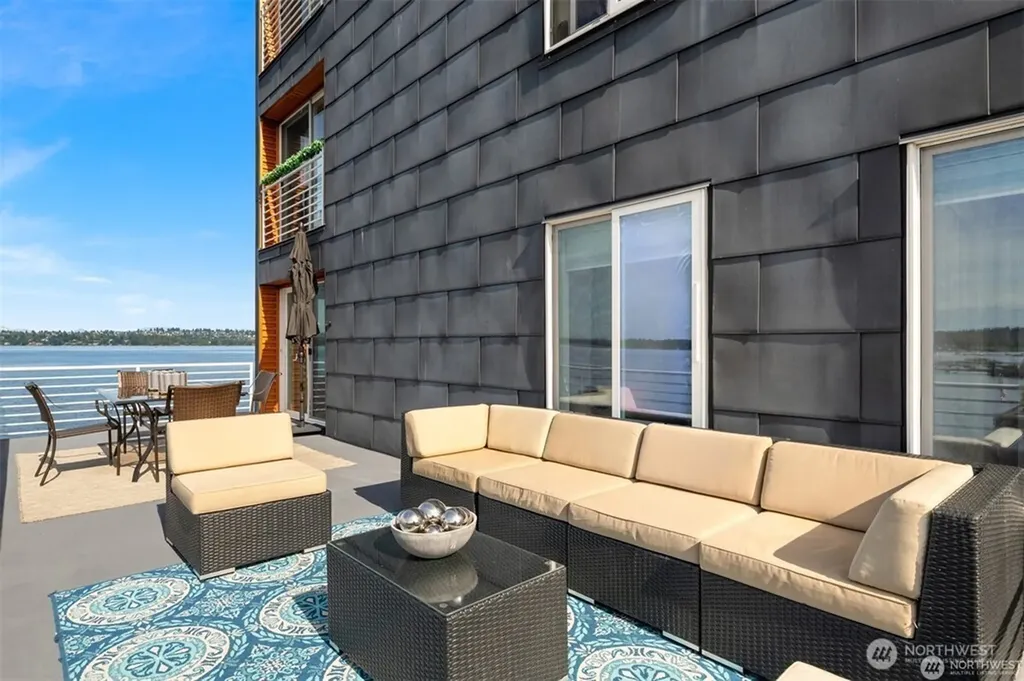 733 Lake Street S Kirkland WA 98033
