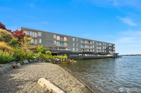 733 Lake Street S Kirkland WA 98033