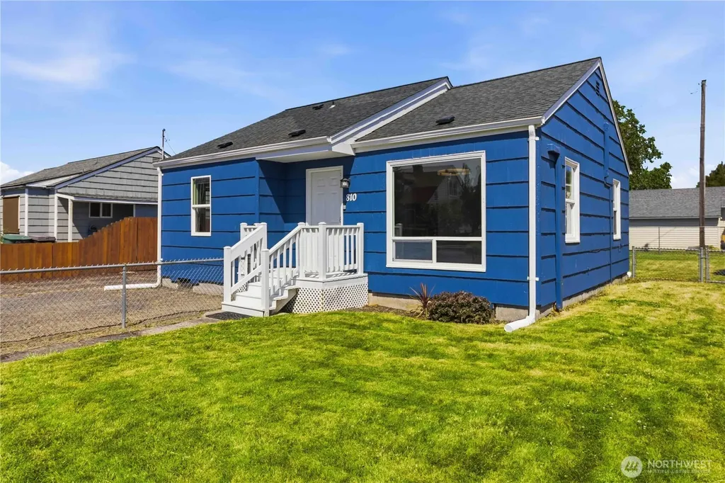 810 30th Avenue Longview WA 98632
