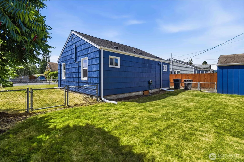 810 30th Avenue Longview WA 98632