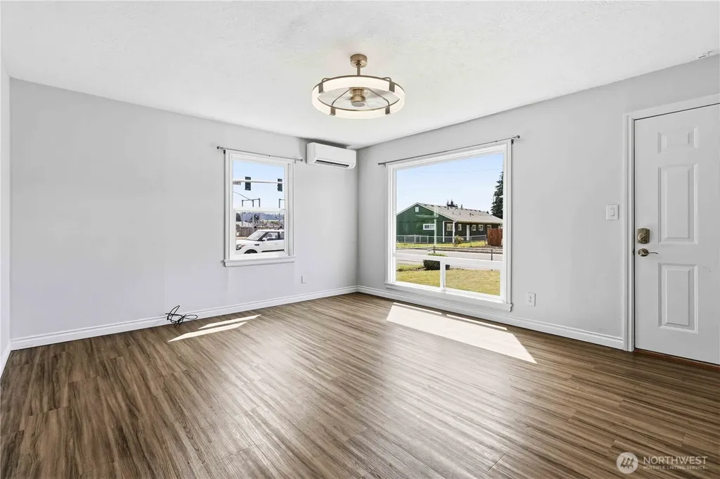 810 30th Avenue Longview WA 98632