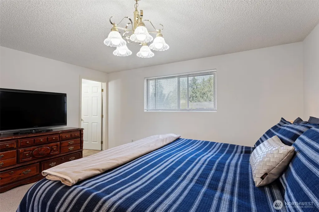 29712 S 39th Place Auburn WA 98001