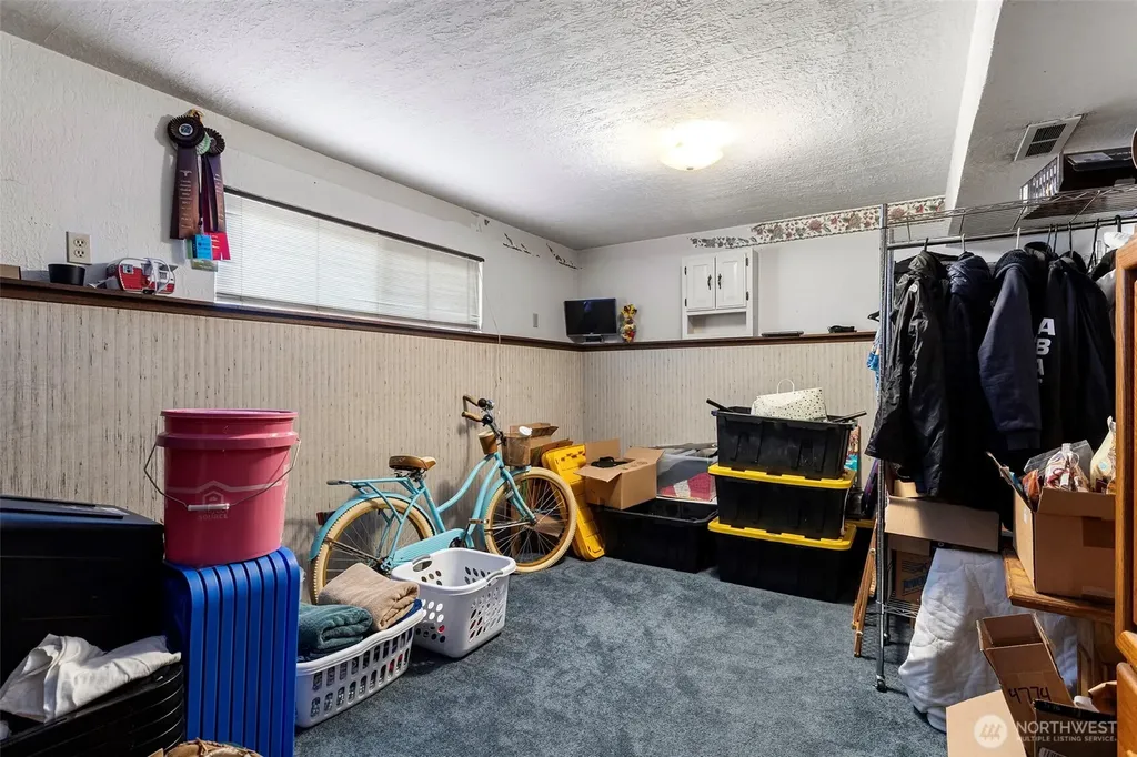29712 S 39th Place Auburn WA 98001