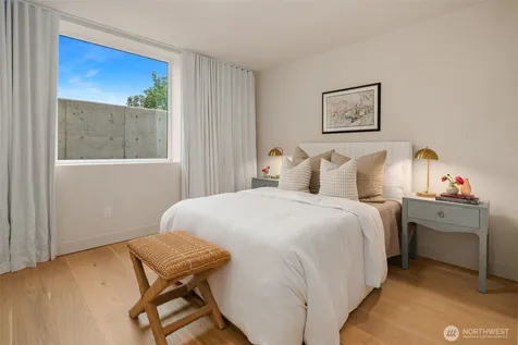 454 NE 40th Street Seattle WA 98105