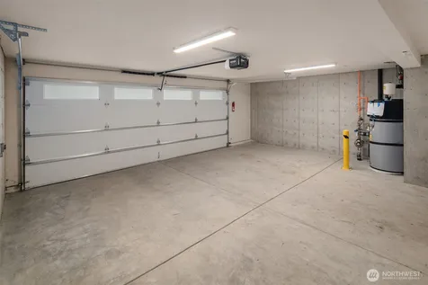 454 NE 40th Street Seattle WA 98105