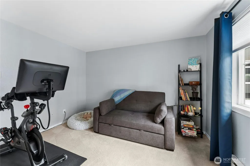 1132 N 198th Street Shoreline WA 98133