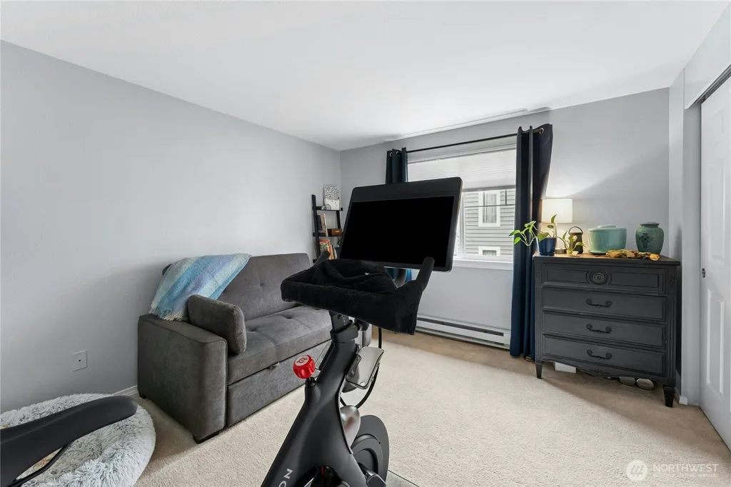 1132 N 198th Street Shoreline WA 98133