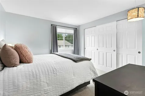 1132 N 198th Street Shoreline WA 98133