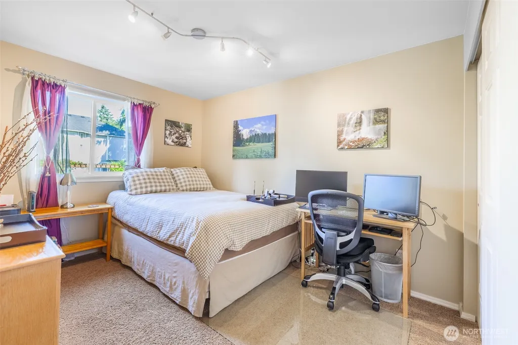 31430 114th Place SE Auburn WA 98092