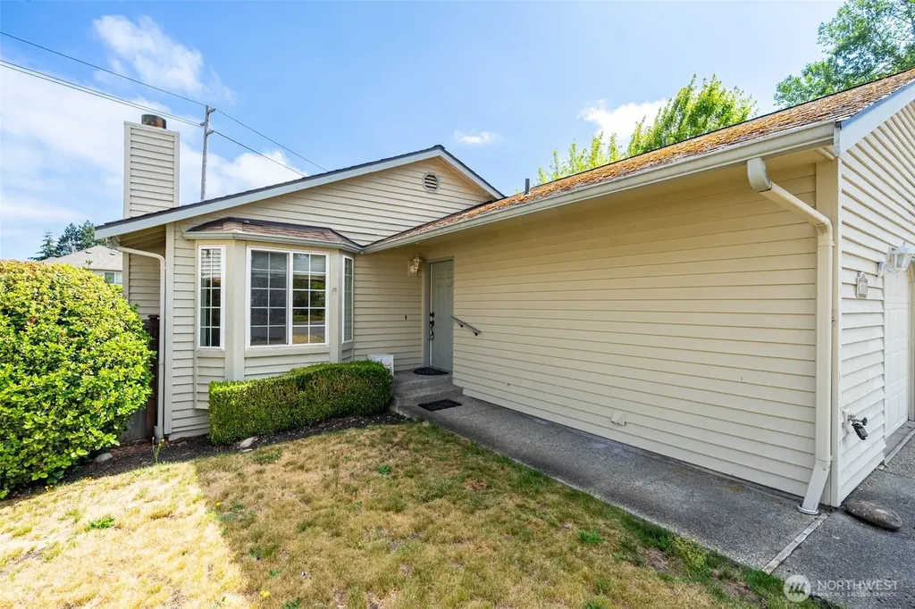 1010 SW 348th Place Federal Way WA 98023