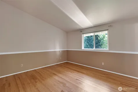 1010 SW 348th Place Federal Way WA 98023