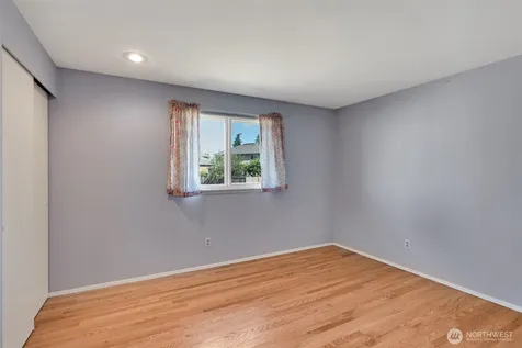 1010 SW 348th Place Federal Way WA 98023