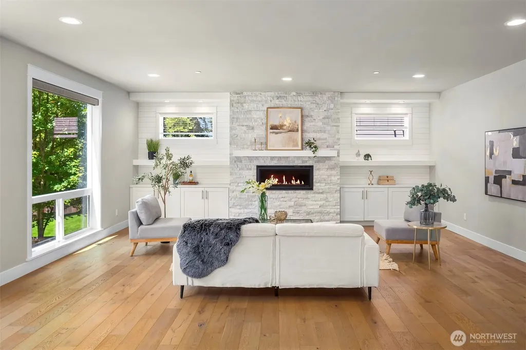 16307 81st Place NE Kenmore WA 98028