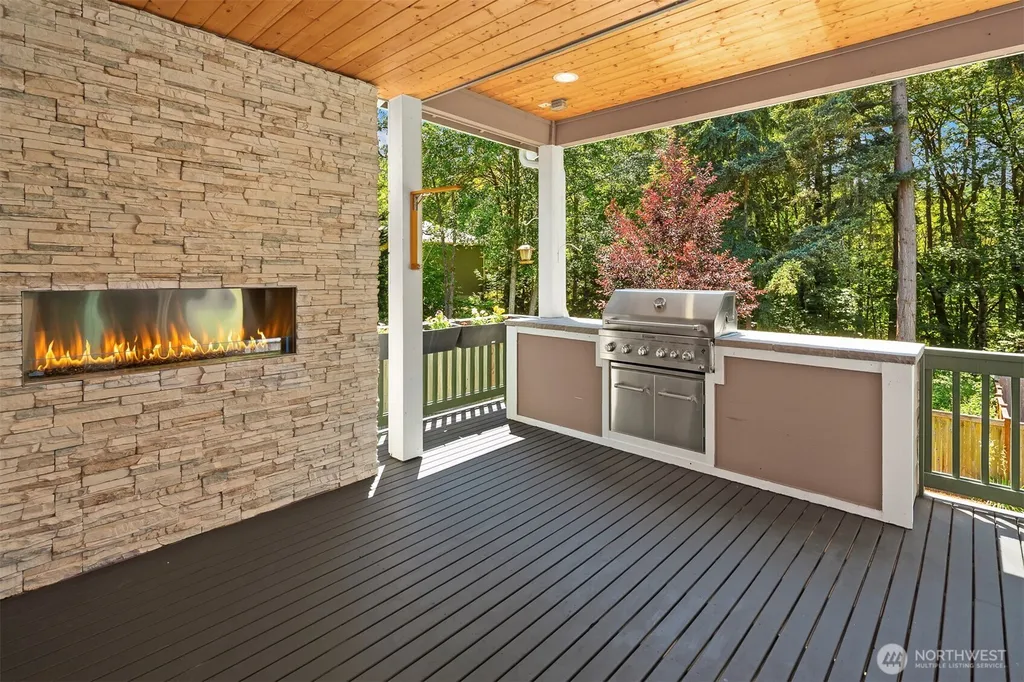 16307 81st Place NE Kenmore WA 98028
