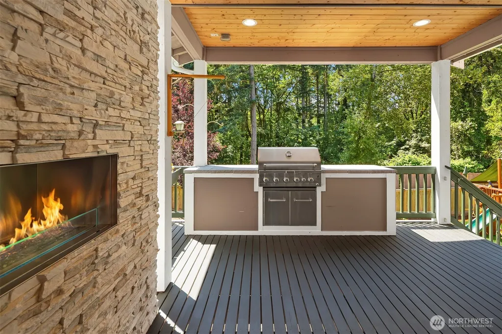 16307 81st Place NE Kenmore WA 98028