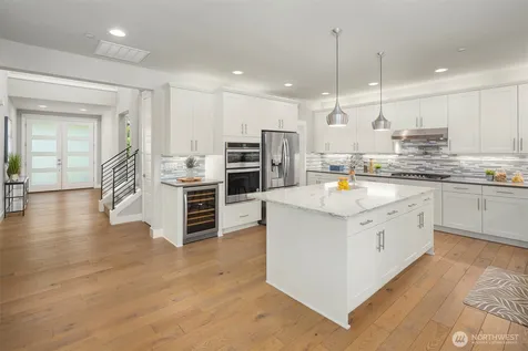 16307 81st Place NE Kenmore WA 98028
