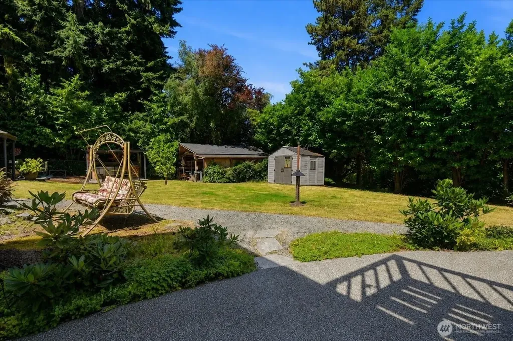 15621 84th Avenue NE Kenmore WA 98028