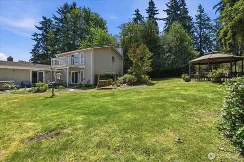 15621 84th Avenue NE Kenmore WA 98028