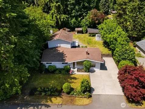 15621 84th Avenue NE Kenmore WA 98028