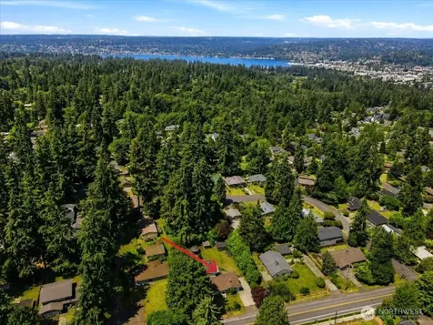 15621 84th Avenue NE Kenmore WA 98028