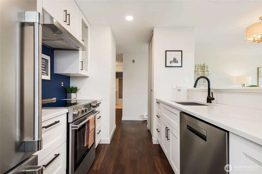 215 N 120th Street Seattle WA 98133