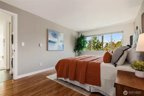 215 N 120th Street Seattle WA 98133