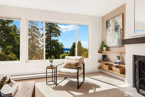 215 N 120th Street Seattle WA 98133