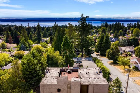 215 N 120th Street Seattle WA 98133