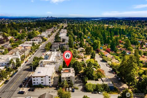 215 N 120th Street Seattle WA 98133