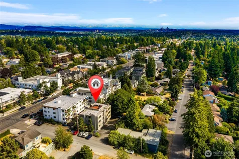 215 N 120th Street Seattle WA 98133